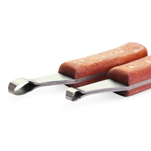 Suministros de herradores profesionales Cuchillo de bucle de absceso pequeño Lo suficientemente afilado para hacer incisiones precisas Cuidado de pezuñas de alta calidad - Product Image 4