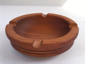 ที่เขี่ยบุหรี่ทำด้วยมือแบบเรียบง่ายพร้อมชามกลางลึกสำหรับการจัดการเถ้าที่ง่ายกำหนดขนาดเองได้สำหรับบาร์และโต๊ะคาเฟ่ - Product Image 4