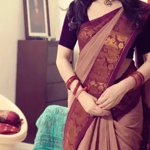 pregnant women wearing saree, pregnant women wearing saree