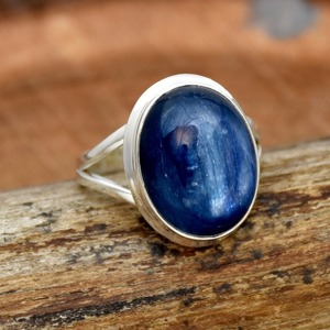 Anillo de Plata de Ley 925 hecho a mano de la mejor calidad con piedra preciosa de cianita azul natural Diamante de corte ovalado sólido para bodas - Product Image 5