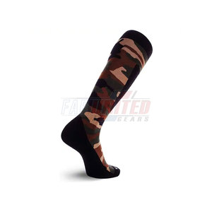 Calcetines deportivos personalizados de secado rápido para deportes de invierno, calcetines deportivos de equipo con logotipo bordado y ventilación de malla - Product Image 3