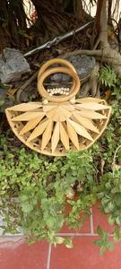 Elegante bolsa de bambú hecha a mano-Monedero con textura de verano para minoristas del mercado de exportación y apariencia de moda de viajes costeros - Product Image 6