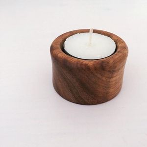 Bougeoir en bois pour un éclairage confortable avec une structure en bois de haute qualité et une apparence intemporelle classique - Product Image 2