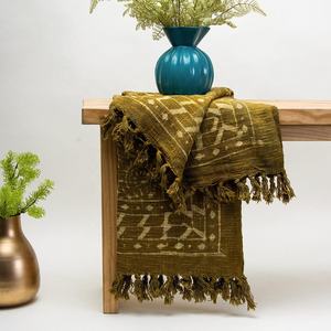 Jeté de couverture doux en pur coton imprimé de blocs verts de luxe en gros de nouvelle collection pour canapé et literie - Product Image 3