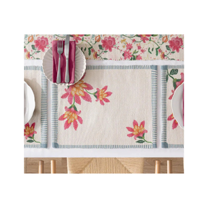 Tapis de salle à manger faits sur mesure pour les événements en coton biodégradable avec détails brodés Kalamkari faits à la main imprimés de fleurs bleues - Product Image 6