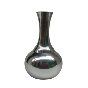 Florero de aluminio de alta calidad con acabado pulido brillante para decoración del hogar Decoración de mesa Florero - Product Image 5