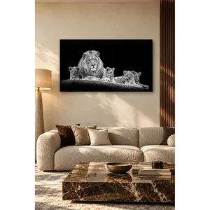 Impression sur toile de la famille de lions Fida avec quatre chiots - Product Image 3