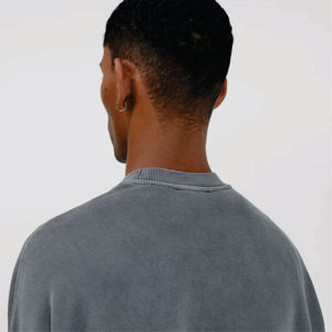 Sudadera deportiva de cuello redondo verde bosque de ajuste holgado cálido y acogedor 77% algodón 23% técnica de patrón de estampado de soplo de poliéster reciclado - Product Image 5