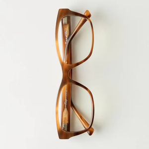 Monture de lunettes de soleil en corne faite à la main de qualité supérieure créée avec des détails méticuleux et une beauté naturelle pour les personnes à la mode - Product Image 1