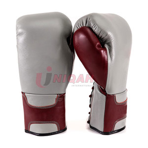 Gants d'entraînement de gymnastique professionnels en cuir personnalisés Lot de 2 pièces confortables pour enfants Gants de boxe Muay Thai personnalisés - Product Image 1