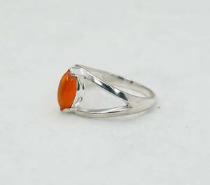 925หินคาร์เนเลียนสำหรับเดือนที่เกิดจากเงินสเตอร์ลิงแท้พร้อมฐานหนามเตยรูปวงแหวนรอบดวงตารูปมาร์คีเซล - Product Image 2