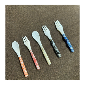 Cuchara de concha marina y cuchara de madreperla utilizadas en juegos culinarios y platos de caviar de Vietnam por 99 Gold Data - Product Image 2