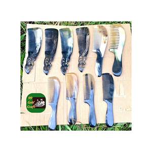 PEIGNE À CHEVEUX EN CORNE DE BUFFALO DE QUALITÉ SUPÉRIEURE BOEUF NOIR NATUREL FABRIQUÉ À LA MAIN CONCEPTION DURABLE APPROVISIONNEMENT PERSONNALISÉ DIRECT DU VIETNAM - Product Image 3