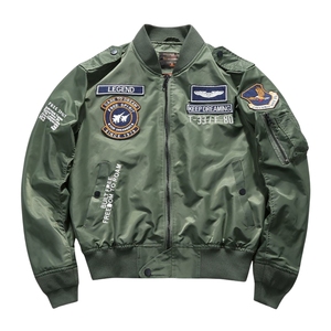 แจ็คเก็ตวาร์ซิตี้ผู้ชายแบบสั่งทำพิเศษสำหรับฤดูหนาว  แบบเย็บต่อผ้า  ปักโลโก้  ตัดเย็บแบบแพทช์เวิร์ค  กันลมเบา  กันน้ำ  คอเสื้อแบบริบ  สไตล์วินเทจ - Product Image 3