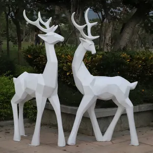 Life Size Outdoor Creative Crafts Fully Customizable Animal Deer Sculpture