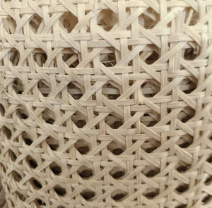 Matériel de feuille tressée en rotin artisanal pour les projets de décoration intérieure et le style des panneaux de meubles provenant du Vietnam - Product Image 1