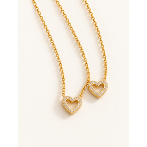 Collier en forme de cœur pavé d'or plaqué laiton avec accents de diamants, perles et zircons - Product Image 2