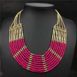 Collar en capas de latón hecho a medida con cuentas de latón y cuentas de vidrio adecuadas para la reventa - Product Image 4