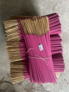 Bâtons d'encens rose Offre Spéciale Charbon de bois et bois d'agar Vente en gros à usage religieux Brûleur d'encens parfumé au bois de santal et au thé - Product Image 6