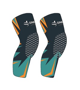 Rodilleras personalizadas de lucha para hombres con diseño de panal, elasticidad ajustable y soporte transpirable, material de poliéster y neopreno - Product Image 5