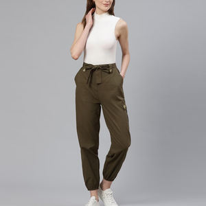Pantalones de chándal de mujer hechos de material cómodo y transpirable/pantalones de chándal de mujer de diseño personalizado con múltiples bolsillos - Product Image 3