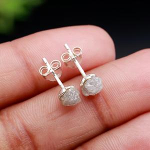 Boucles d'oreilles en diamant blanc naturel Boucles d'oreilles en argent sterling Bijoux en diamant brut Paires de boucles d'oreilles en diamant brut pour cadeau - Product Image 4