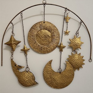 Celestial Bell Iron Wind Chime Movible Hanging Art Deco Design Tamaño de color personalizable Produce notas calmantes para espiritual - Product Image 3