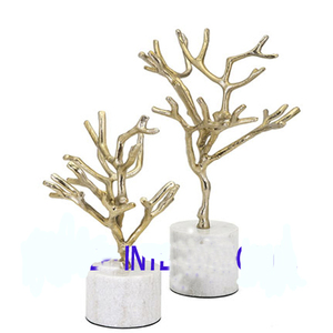 รูปปั้นต้นไม้หินอ่อนทำจากโลหะอลูมิเนียมรูปปั้นชุบทองสไตล์แฟนซีแฮนด์เมดตกแต่งบ้านหรูหรา - Product Image 1