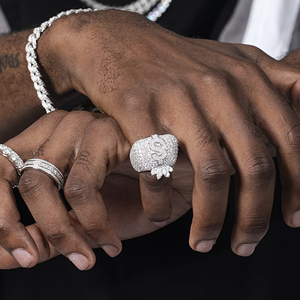 Bague de roi hip-hop en moissanite VVS de qualité supérieure pour hommes - Product Image 5