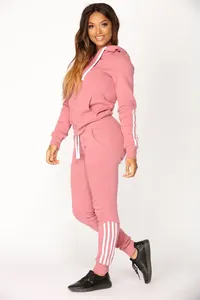Ensemble de survêtement de jogging de qualité supérieure pour femmes, nouveau design élégant, survêtement personnalisé avec logo pour femmes - Product Image 6