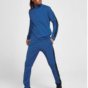 Survêtement personnalisé avec sublimation intégrale, survêtement personnalisé pour homme en polyester, haut et pantalon, survêtement de fitness de haute qualité - Product Image 1