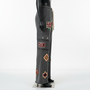 กางเกงขาบานผ้าฟลีซพรีเมียม ผ้าคอตตอนผสมโพลีเอสเตอร์เนื้อหนา สีเทา ปักโลโก้แบบกำหนดเอง - Product Image 3