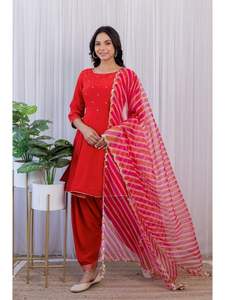 Traje Dhoti de rayón pesado de último diseñador con la colección exclusiva de Diamond Work Fab Zone para adultos en ocasiones especiales - Product Image 3