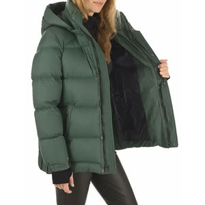 Vente en gros Veste matelassée en coton pour femmes, dernière conception avec fermeture éclair, vêtements d'hiver respirants et abordables - Product Image 3