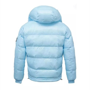 Veste matelassée pour homme prête pour l'extérieur, rembourrage fonctionnel et chaud, construction respirante, OEM ODM, vêtements d'hiver isolés de qualité supérieure - Product Image 4