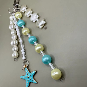 สายคล้องมือถือ/กระเป๋า ลูกปัดอะคริลิค ลายดอกไม้ น่ารัก ทันสมัย ปี 2025 - Product Image 1