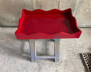 Bandeja decorativa roja vibrante con bordes esculpidos Bandeja de laca de diseño de madera hecha a mano Bandeja de servicio de laca de madera MDF - Product Image 3