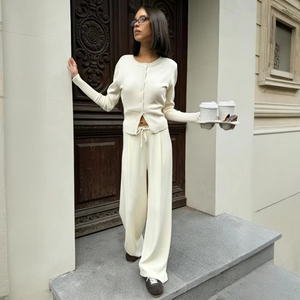 Conjunto de Dos Piezas de Punto Casual para Mujer, Otoño-Invierno 2025, Suéter con Cuello Redondo y Pantalones Rectos, Resistente al Viento y Transpirable - Product Image 6