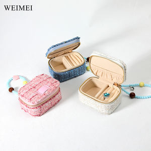 WEIMEI sac de rangement de bijoux portable personnalisé de couleur macaron bijoux organisateur de voyage boîte anneau collier boucle d'oreille avec chaîne perlée - Product Image 1