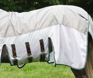 Tapis de cheval imperméable gris clair et blanc Housse en coton léger pour une protection toute l'année en été et en hiver - Product Image 3