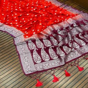 Saree en crêpe Georgette de luxe avec Jarman Jari en argent pur et tissage jacquard riche idéal pour les mariages et les fêtes - Product Image 2