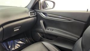 Sedán NEGRO ELEGANTE B-HIBLI S RWD 2021 USADO EN EXCELENTES CONDICIONES - Product Image 4