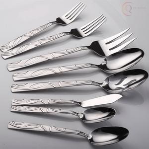 Ensemble de couverts de luxe en acier inoxydable pour la maison, les restaurants et les fêtes |   Ensemble de couverts cuillère, fourchette et couteau écologiques et modernes - Product Image 2