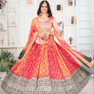 Lehenga de seda pura de diseñador con trabajo de secuencia de bordado elegante Lehenga Choli de estilo pakistaní para damas de honor, choli de boda - Product Image 1