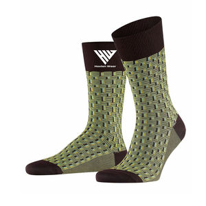 Calcetines OEM ODM para Clientes Minoristas, Ofrecen Algodón Ligero, Ajuste Suave y Opciones de Diseño Personalizado con Disponibilidad de Stock al por Mayor - Product Image 1