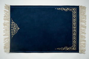 Tapis en polyester doux fait main, en peluche et design élégant, doux pour la peau, lavable avec des caractéristiques durables - Product Image 3