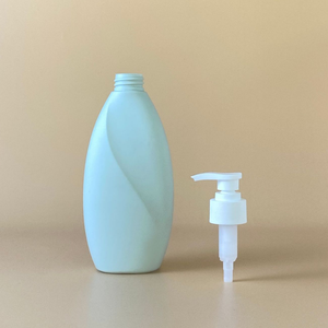 Nuevo 350ml Nuevas botellas de champú planas PE Cuidado de la piel del bebé Limpiador facial Botellas de plástico ecológicas fabricadas por Pavico Vietnam - Product Image 6