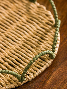 Plateau décoratif rond en papier naturel tissé à la main en gros pour la cuisine, la salle à manger et le salon - Product Image 6