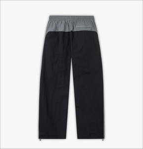 Conjunto de Pantalones Cortos y Chaqueta Cortavientos Personalizados para Hombre |   Chaqueta y pantalones cortos de nailon con cremallera reflectantes de 2 piezas, chándal ligero, ropa deportiva informal - Product Image 4