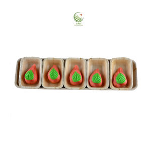 Assiettes à sushi rectangulaires jetables biodégradables et écologiques de haute qualité en forme de feuille de palmier Vaisselle de service pour mariages - Product Image 1
